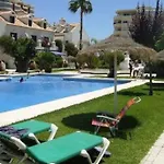 Amplio apartamento junto al mar