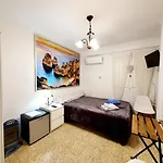 Low Cost Rooms Fuengirola