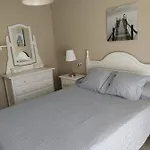 Residencial Los Olivos. 2ª Linea De Playa, Fuengirola