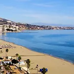 Residencial Los Olivos. 2ª Linea De Playa, Fuengirola