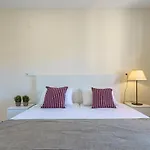 Malagasuite Cozy Apartment In Fuengirola