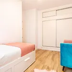Happy Lounge