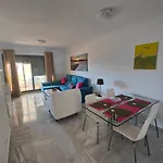 Apartamento Cerca De La Playa Con Piscina
