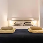 Sur Suites Castillo