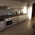 Apartment - 2 Bedrooms With Pool And Wifi - 4229