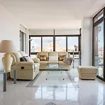Malagasuite Skyviews Fuengirola