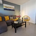 Acapulco Apartment With Pool