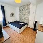 Nice Boutique Flat With Terrace