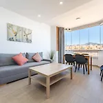 Seaview 1 Bedroom Modern Apartment