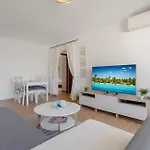 City Center Apartment At Fuengirola Beach By Costarentals - Ref 94
