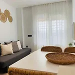 Independencia Apartamento Moderno Playa 100M