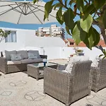 City Center Penthouse With Solarium 2 Minutes From The Beach