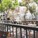 Beautiful Coastal 3-Bedroom - 1 Minute Away From Fuengirola Beach