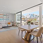 Luxury Flat In Higueron West
