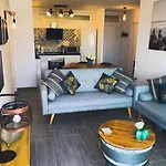 Frontline Seaview Apartment, Paseo Maritimo 33, Perla 6, Fuengirola, Malaga, Spain