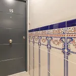 Beautiful & Fully Renovated 2Bd Apt - In City Center - 20 Meters From Beach