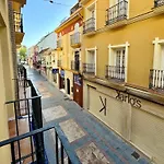 Aljaima I City Center And Beach Apartment
