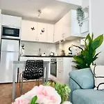 Blue Pearl Cozy Fuengirola Apartment Calle Nueva