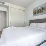 Vivi Homes - Cameron Pool, Patio, Garden & Beach