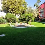 Relajate Cerca Del Mar, Con Vistas A Las Termas Romanas