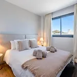 Luxury Apartment El Higueron West
