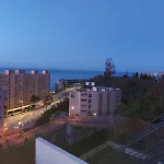 Beach Horizon
