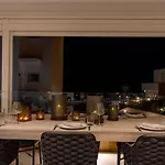 Villa Palm Beach - Incredible Villa With 5 Rooms, Amazing Sea View And Private Pool