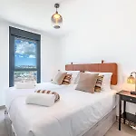 Pass The Keys Entire Luxurious 3 Bedroom Penthouse