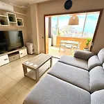 Cozy Fuengirola Apartment With Sea View & Pool