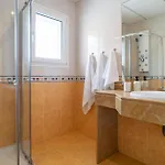 Stunning Apartment In Fuengirola With Wifi
