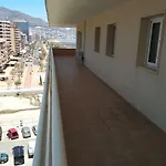 Apartamento En Edificio Stella Maris