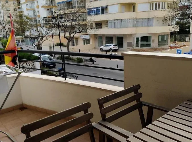 Residencial Los Olivos. 2ª Linea De Playa, Fuengirola