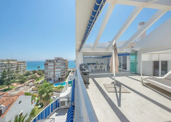 Castillo Rooftop Apartment