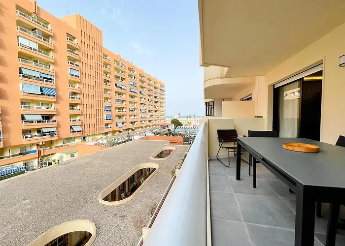 Luxury Family Holiday Homes - Sol Playa Fuengirola