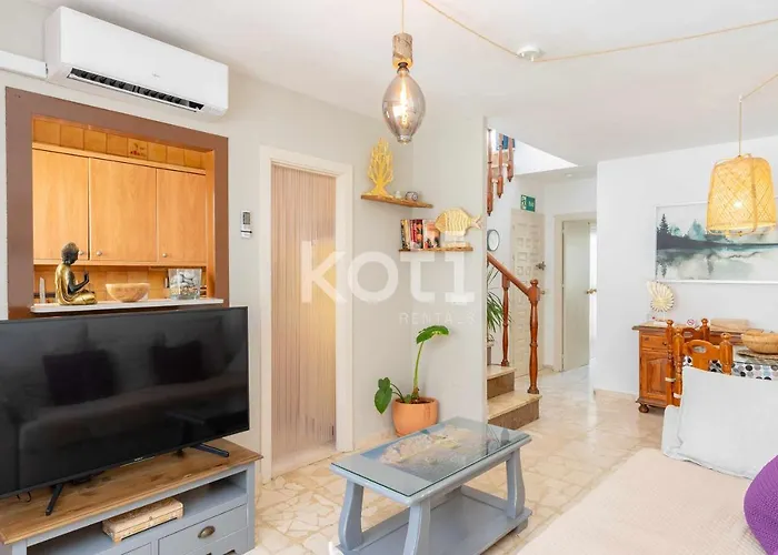 Koti Rentals - Atico Marconi