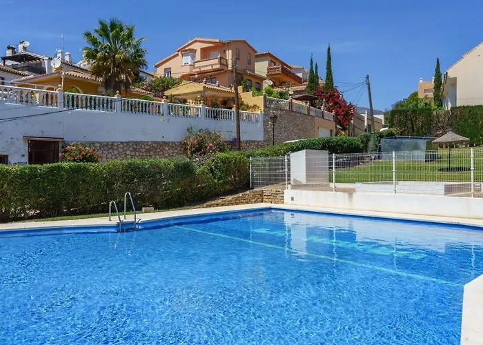 Exceptional Family Apartment With Pool By Costarentals - Ref 194