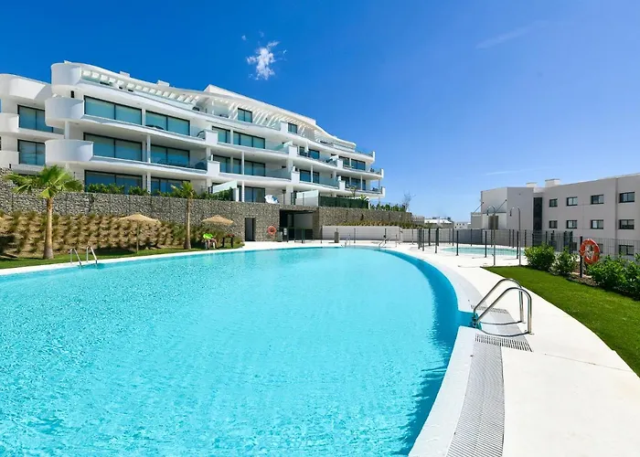 Solmalaga Seaview Pool & Parking