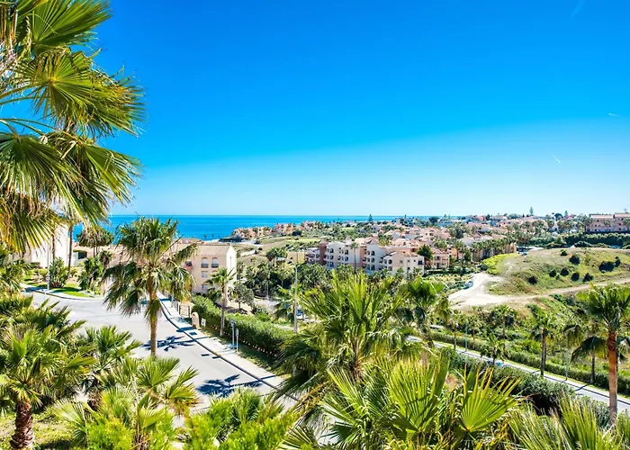 Malibu Jacuzzi Penthouse By Costarentals - Ref 242