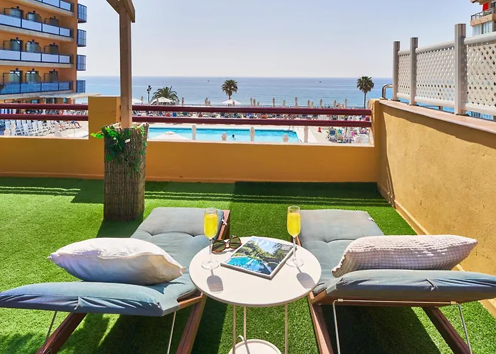 Perfect Beach Location With Roof Terrace