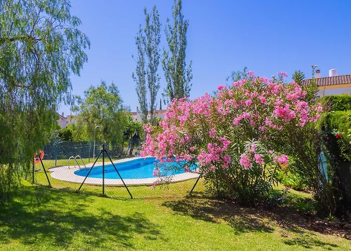 Cubo\'S Townhouse Sierrezuela