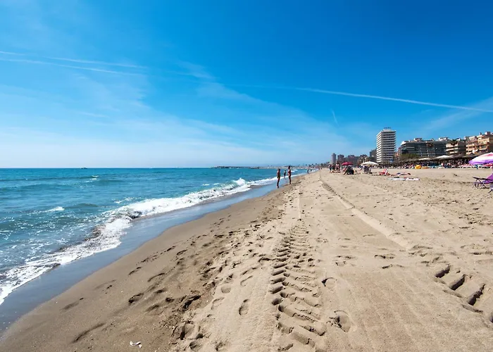 Boliches Apartment On The Beach, Ideal Parejas