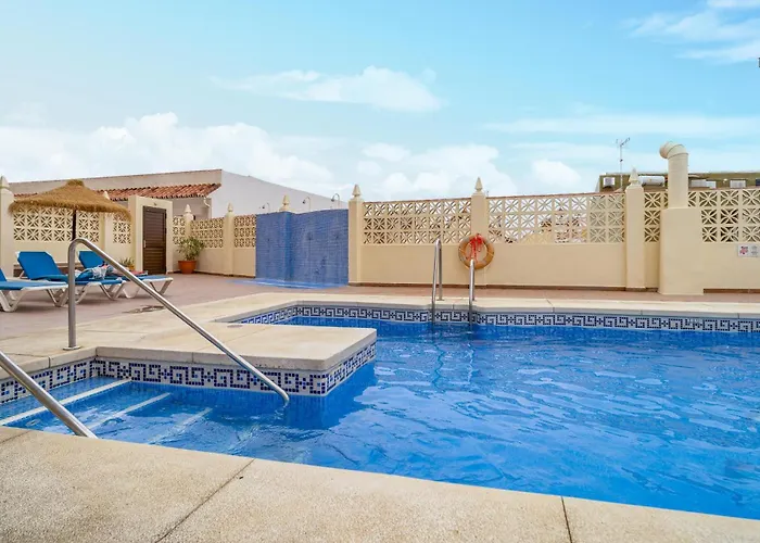 Pet Friendly Apartment In Fuengirola