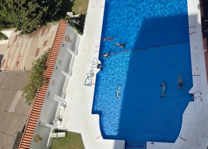 Apartamento 4 Dormitorios 2 Banos Parking