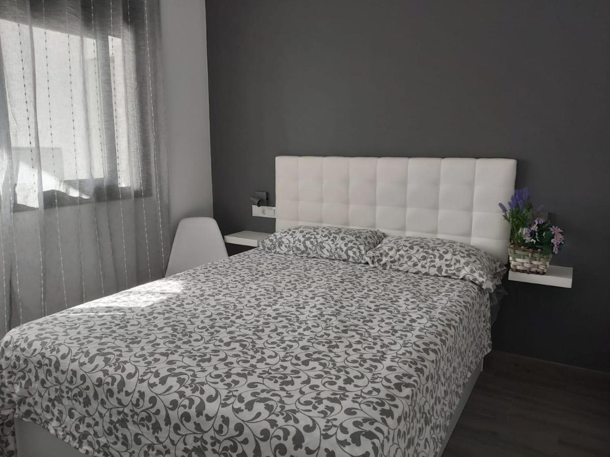 Bnbook Medea Aparthotel