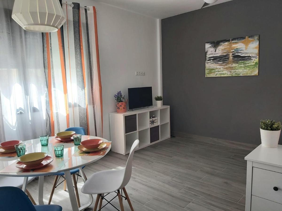 Bnbook Medea Aparthotel *