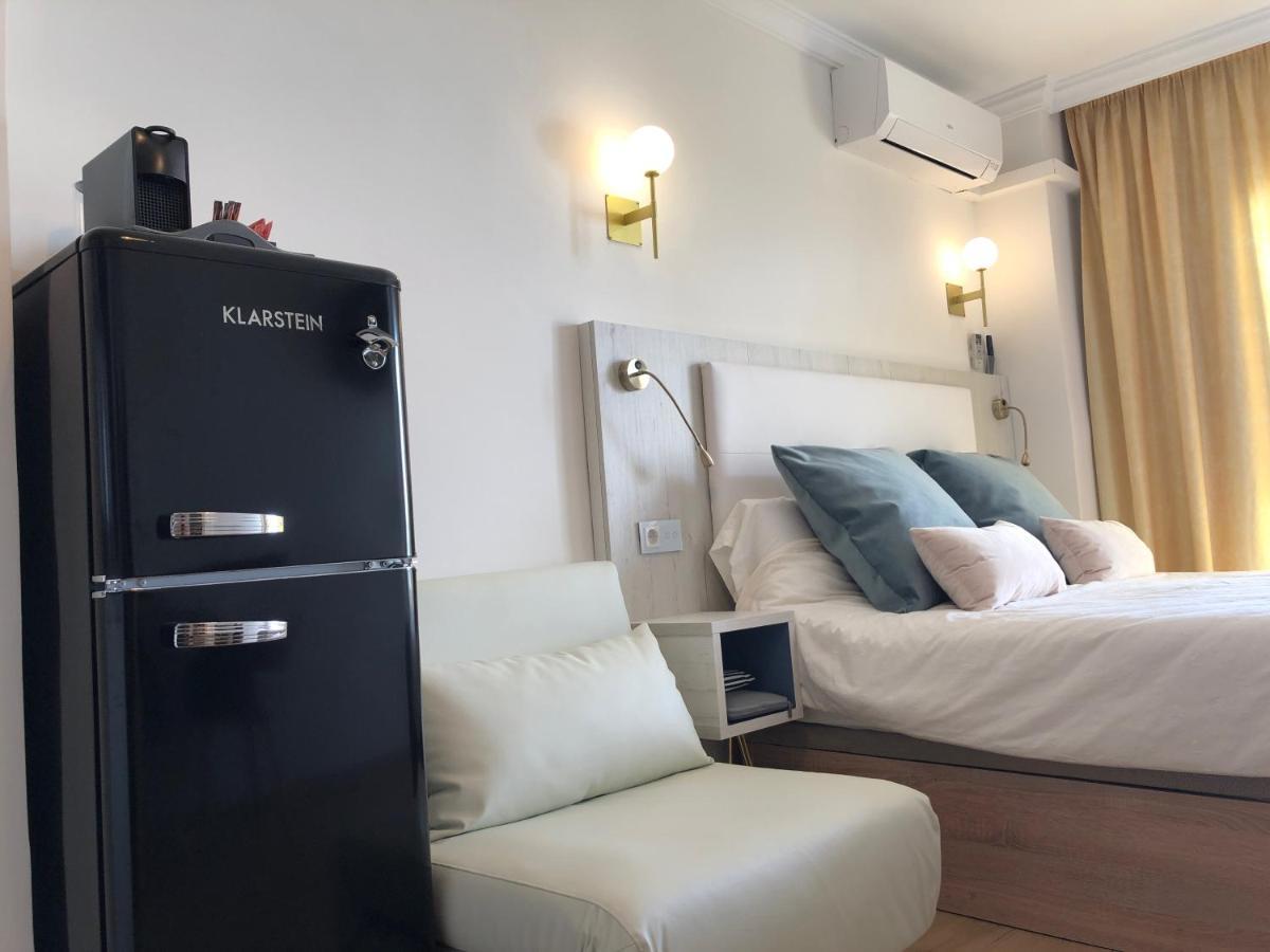New In Stella Maris With Stunning Sea Views *