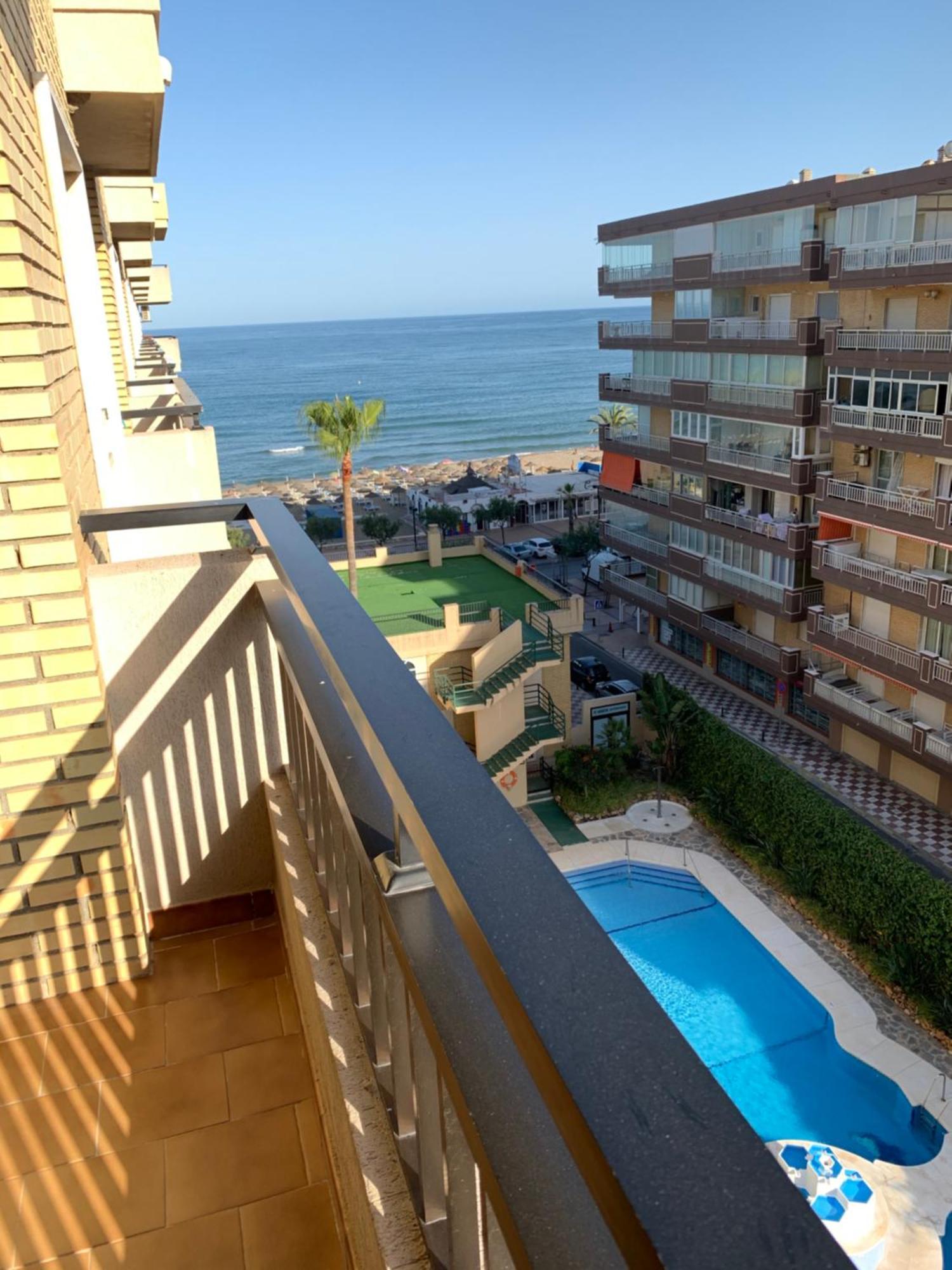 R09 Edificio Ronda Iv Apartment *