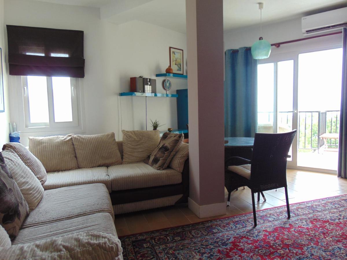 Estrella One Bedroom With Pool Apartment