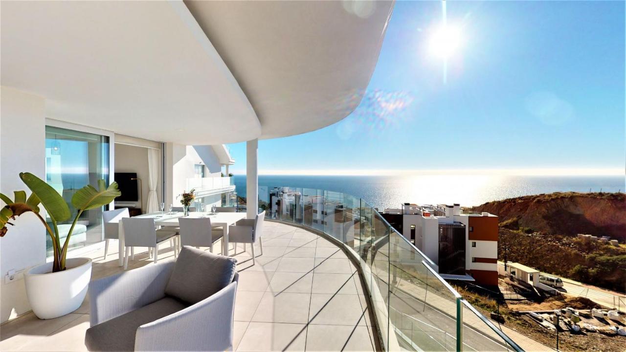 Panoramica Views Superb Luxury Apartamento *