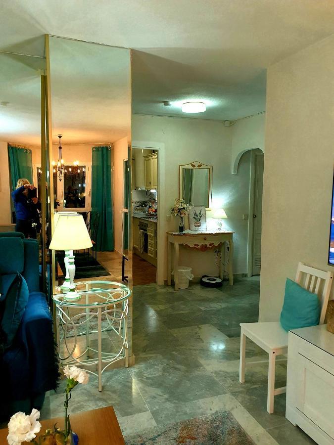 Apartamento Rymlig Laegenhet Foer 7,8 Persons In Boliches, Fuegirola Fuengirola